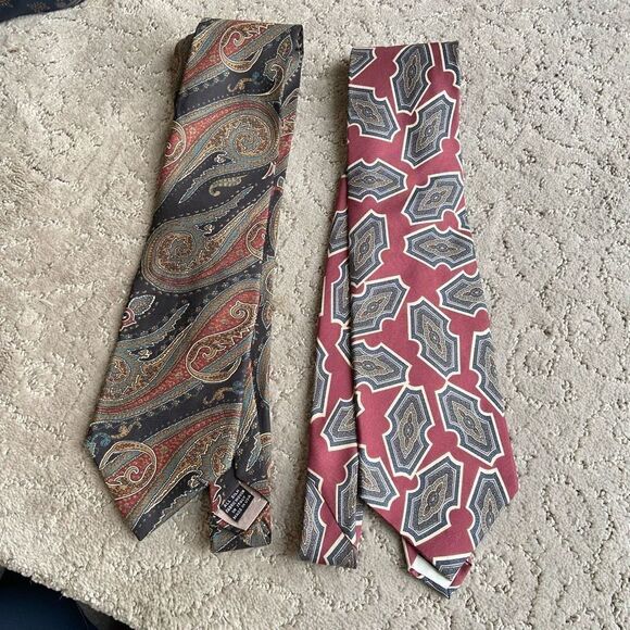 Christian Dior Monsieur (Set of Two) All Silk Ties - Fabric Woven in Italy Made - Picture 4 of 6